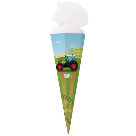 Zuckertüte mit grünem Traktor und Namensaufdruck