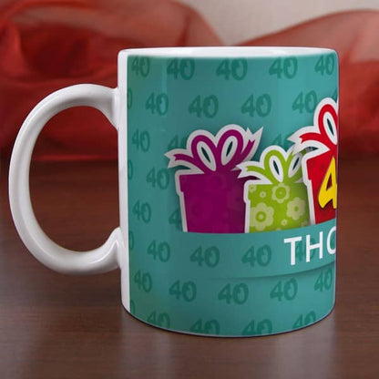 Tasse mit kleinen Geschenken bedruckt