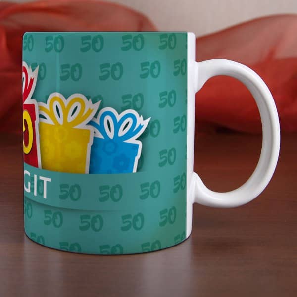 Tasse mit dem Alter bedruckt