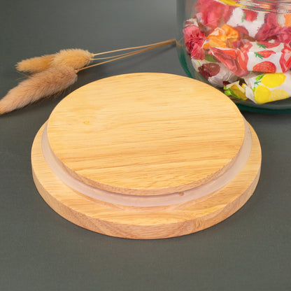 Unterseite des Holzdeckels mit Silikondichtung für das personalisierte Vorratsglas