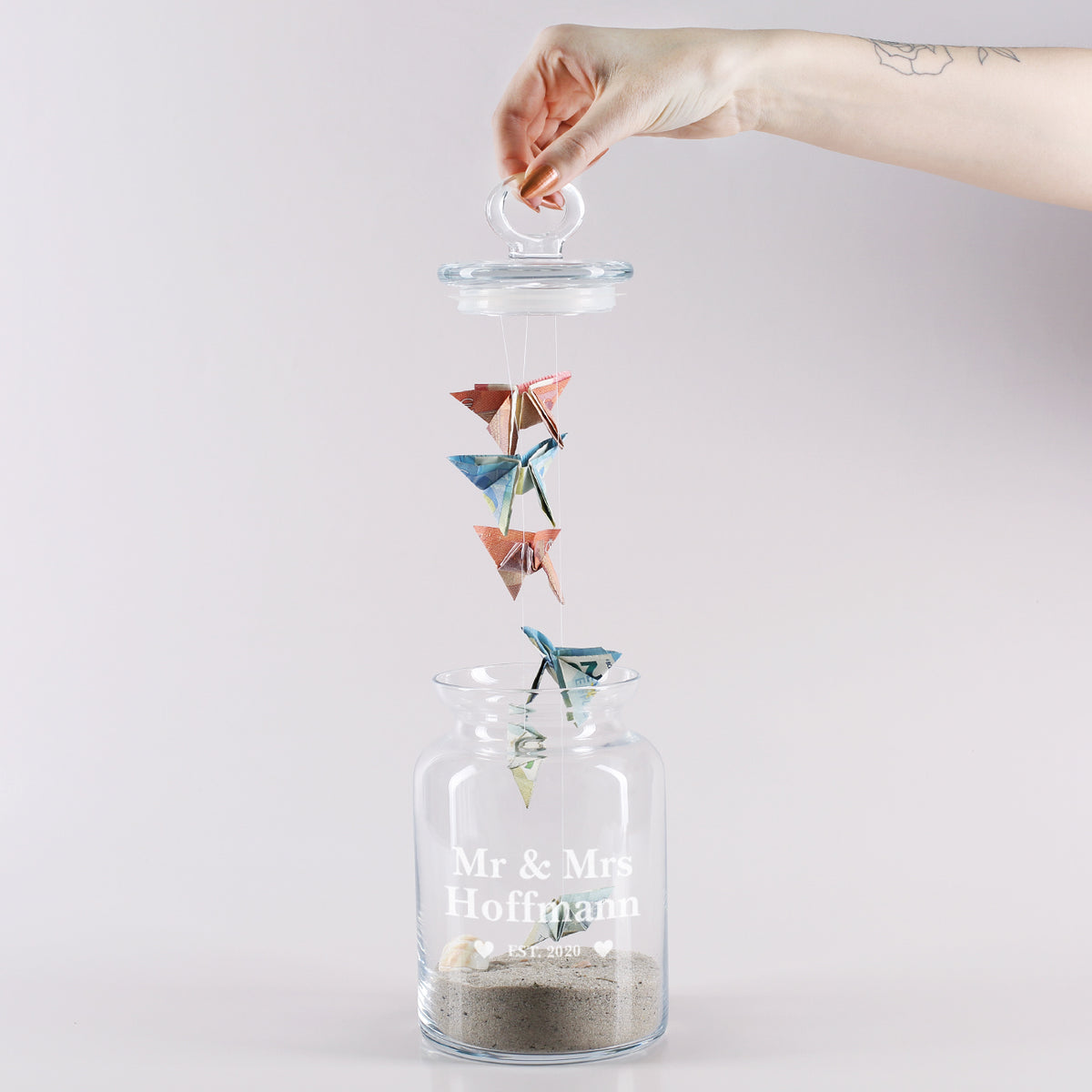 Glasdose für Mr und Mrs mit Wunschnamen und Jahr graviert
