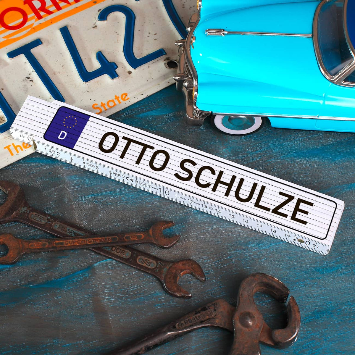 Zollstock in Kennzeichenoptik mit Wunschname