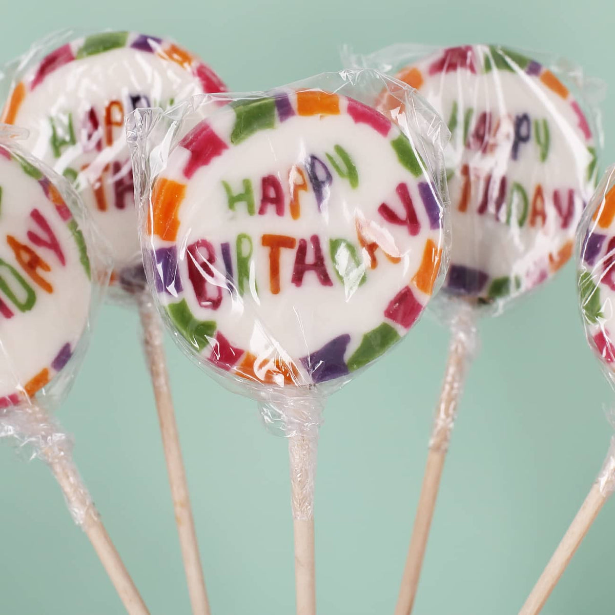 Mit Happy Birthday Aufschrift