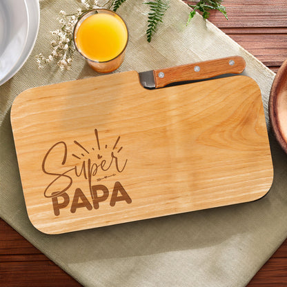 Frühstücksbrettchen aus Holz mit Gravur Super Papa und integriertem Messer