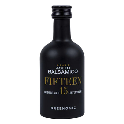 Balsamico Essig Fifteen 100 ml freigestellt auf weißem Hintergrund
