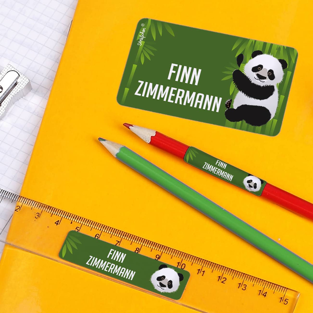 Schulaufkleber mit Panda und Name