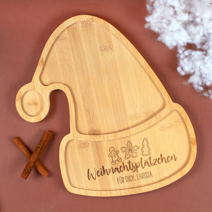 Bambus Servierbrett als Weihnachtsmann Mütze mit Gravur Weihnachtsplätzchen und persönlichem Wunschtext