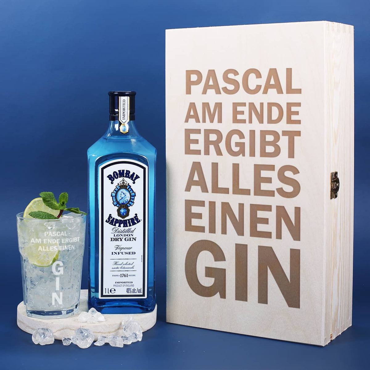 Bombay Sapphire London Dry Gin mit graviertem Glas und Holzkiste