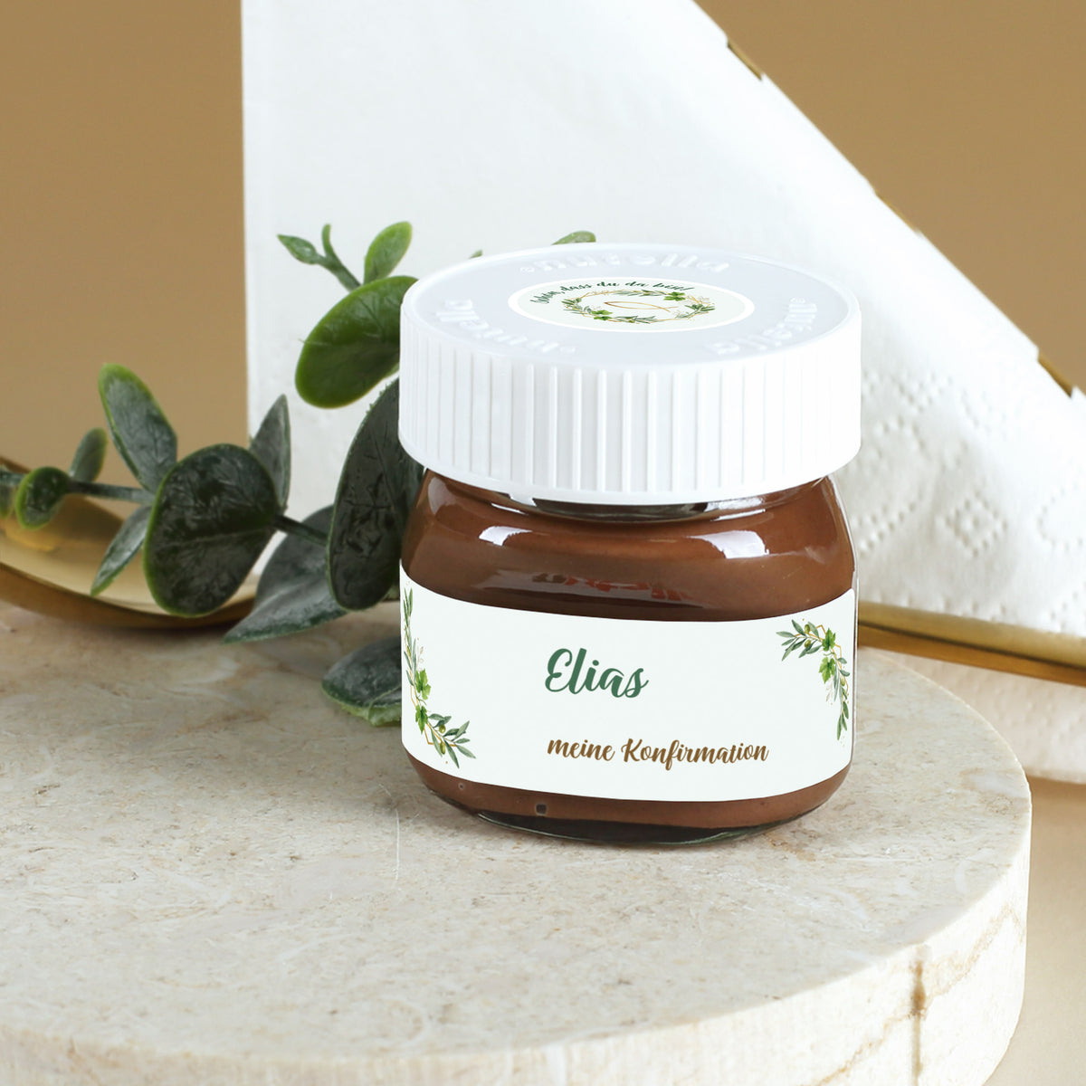 Personalisierte Nutella Mini Gläser zur Taufe mit Eukalyptus Fisch Aufkleber