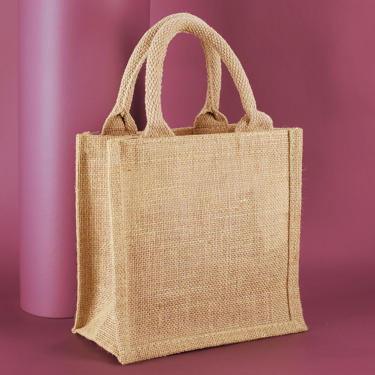 Jutetasche aus 100 Prozent Jute als Geschenkverpackung für ein personalisiertes Wein Geschenkset