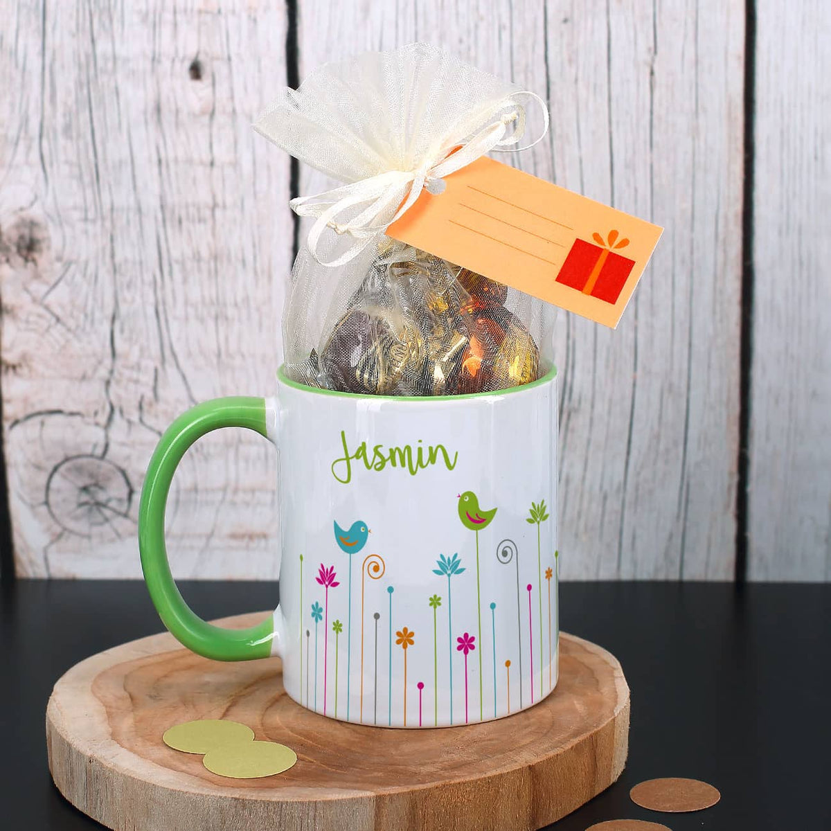 Leckere Schokopralinen und Tasse
