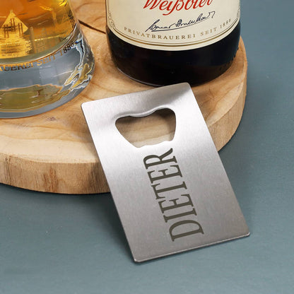 Flaschenöffner und Bierglas mit Namensgravur