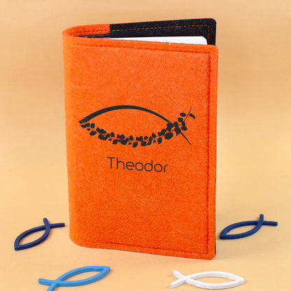 Orange Filz Buchhülle für Gotteslob mit Ichthys Fisch Motiv, Blätterbogen und personalisiertem Namen Theodor