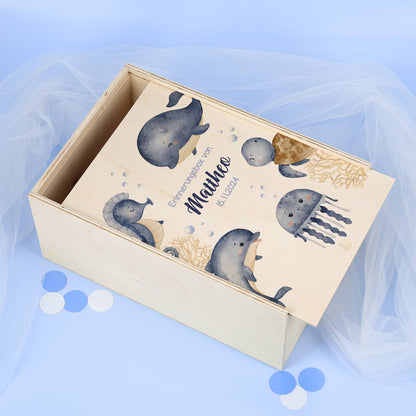 Erinnerungsbox mit Meerestieren, Wunschname und Geburtsdatum