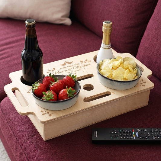 Holzbar zur Hochzeit für die Couch mit Gravur
