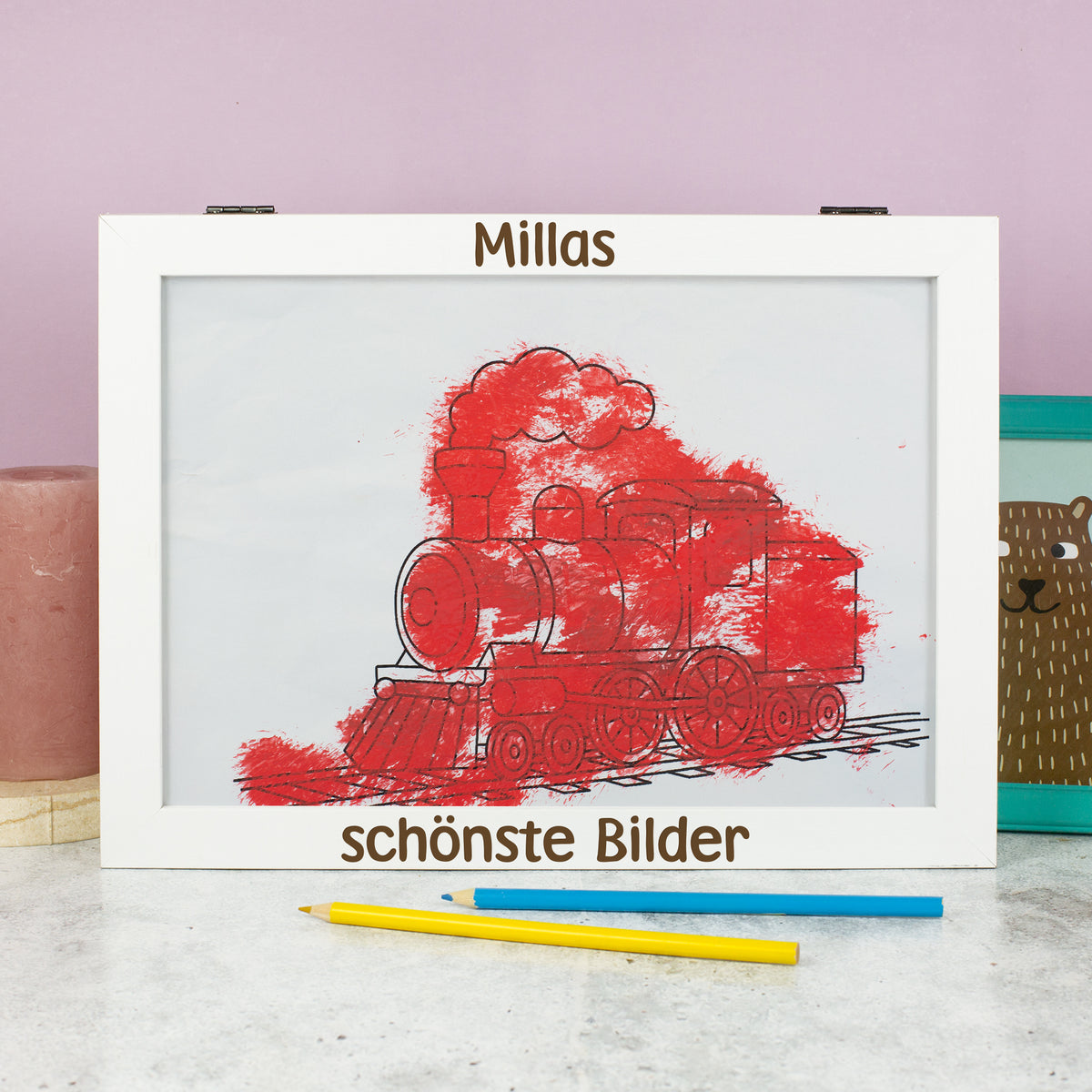 Personalisierter Bilderrahmen im Querformat mit Kinderzeichnung Lokomotive und Name