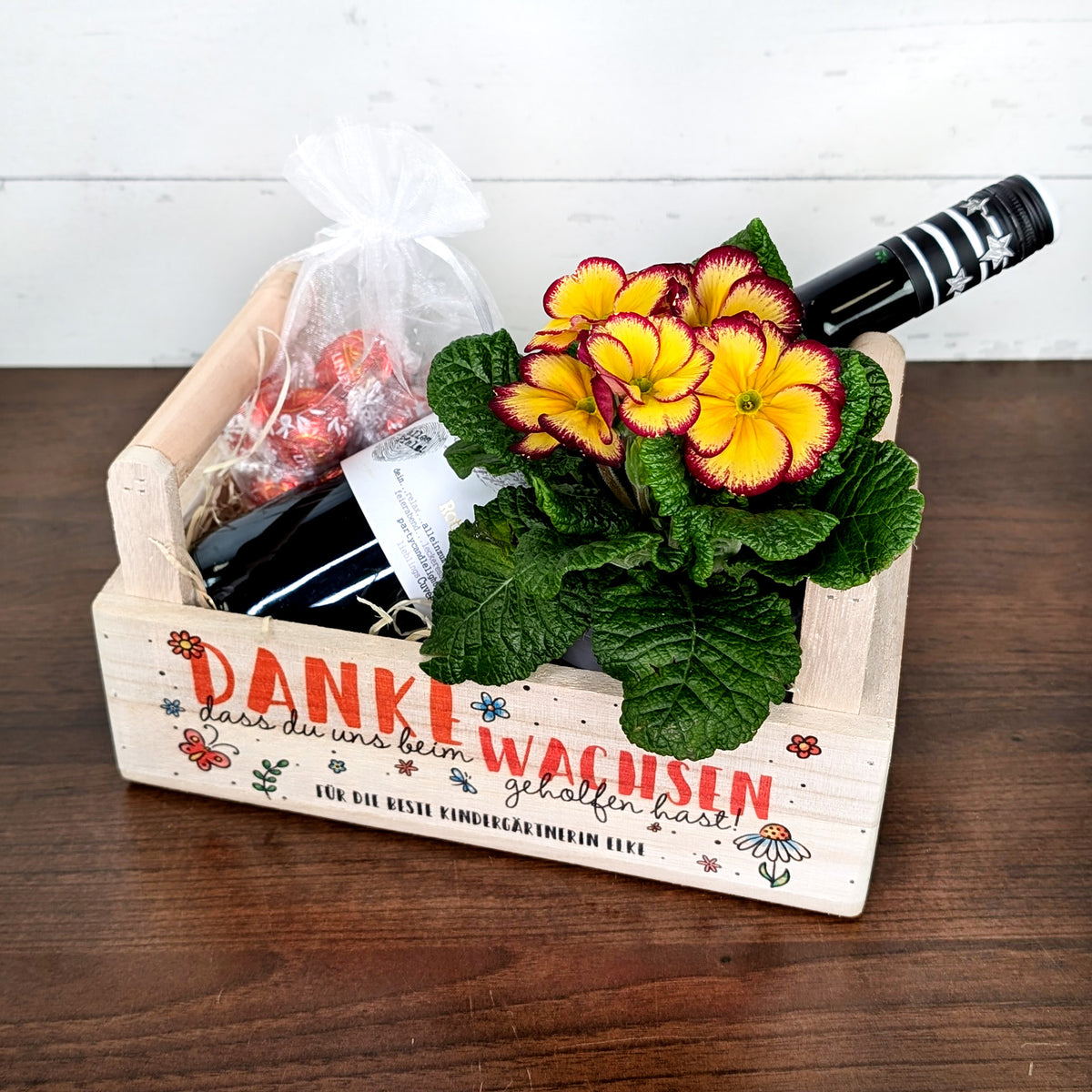 Serviervorschlag - Pflanzkiste zum Befüllen für Erzieher oder Lehrer Dankeschöngeschenk