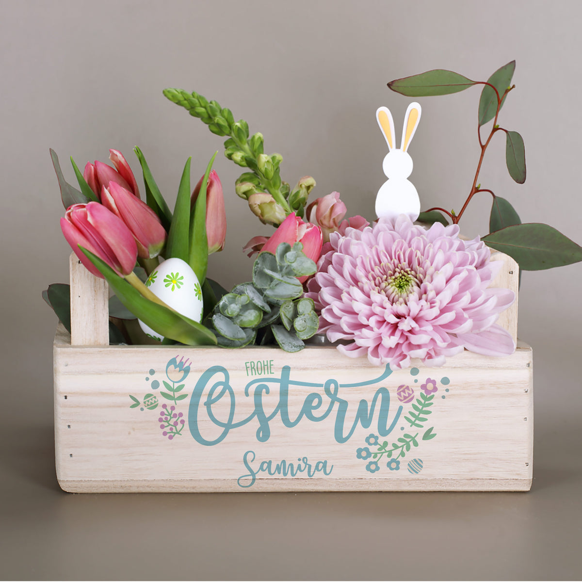 Osterkörbchen & Pflanzkiste aus Holz mit Wunschnamen | Frohe Ostern Motiv