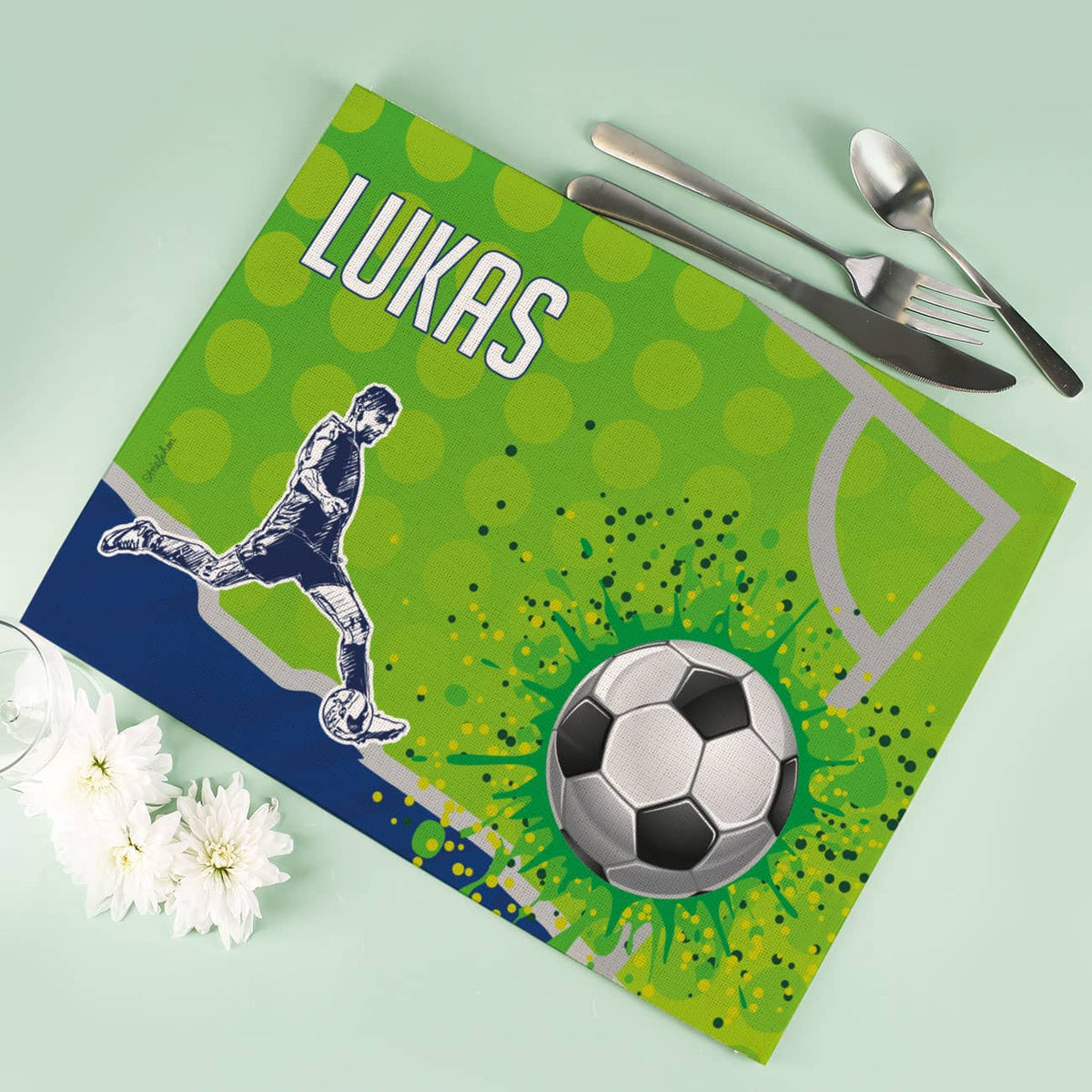 Personalisiertes Platzdeckchen mit Wunschname und Fußballmotiv