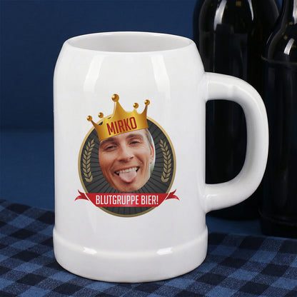 Lustiger Bierkrug für lustige Bierfeste