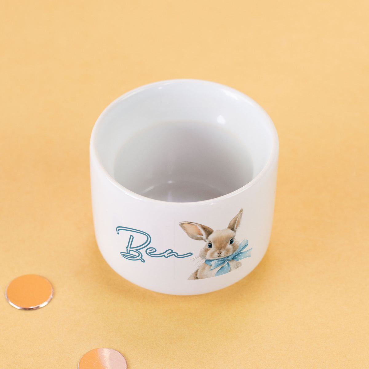 Personalisierter Eierbecher zu Ostern mit Name | Keramik Eierbecher mit Hasenmotiv als Ostergeschenk