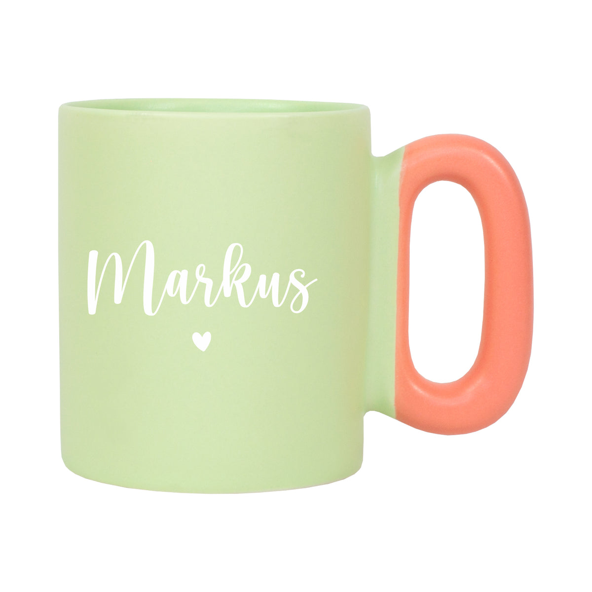 Grüne Tasse mit Name Kathy und Herzmotiv im Detail