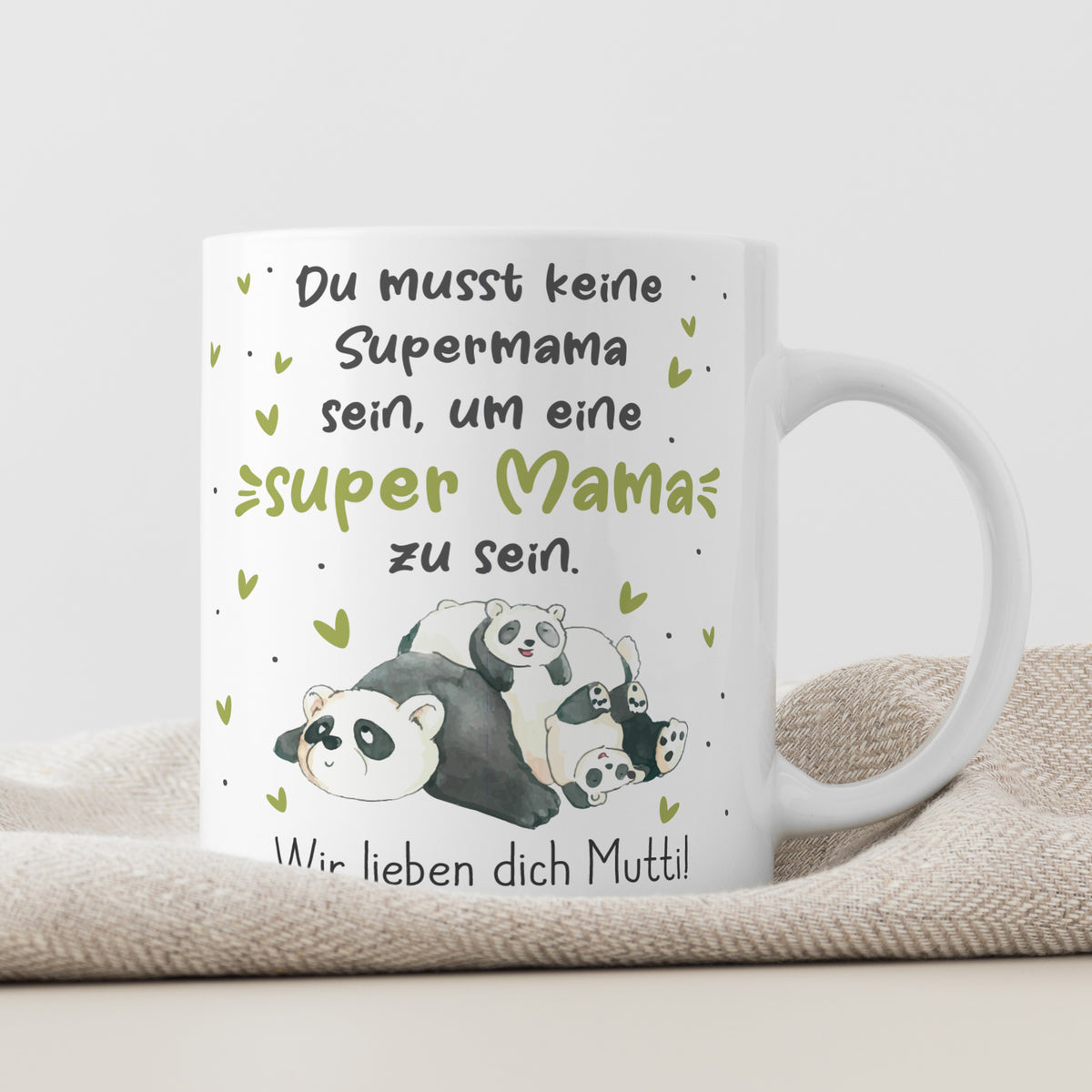 Detailansicht Tasse mit Panda Motiv und personalisiertem Wunschtext