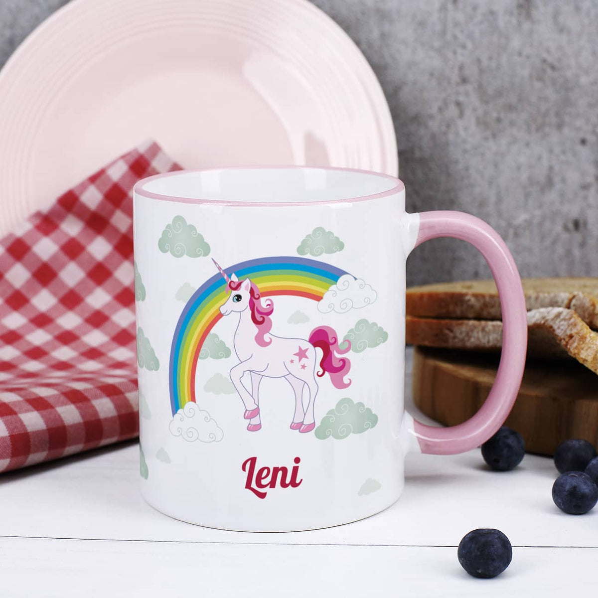 Persönliche Tasse mit Namensaufdruck, Einhorn und Regenbogen
