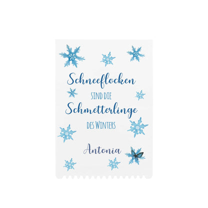 Schneeflocken sind die Schmetterlinge des Winters
