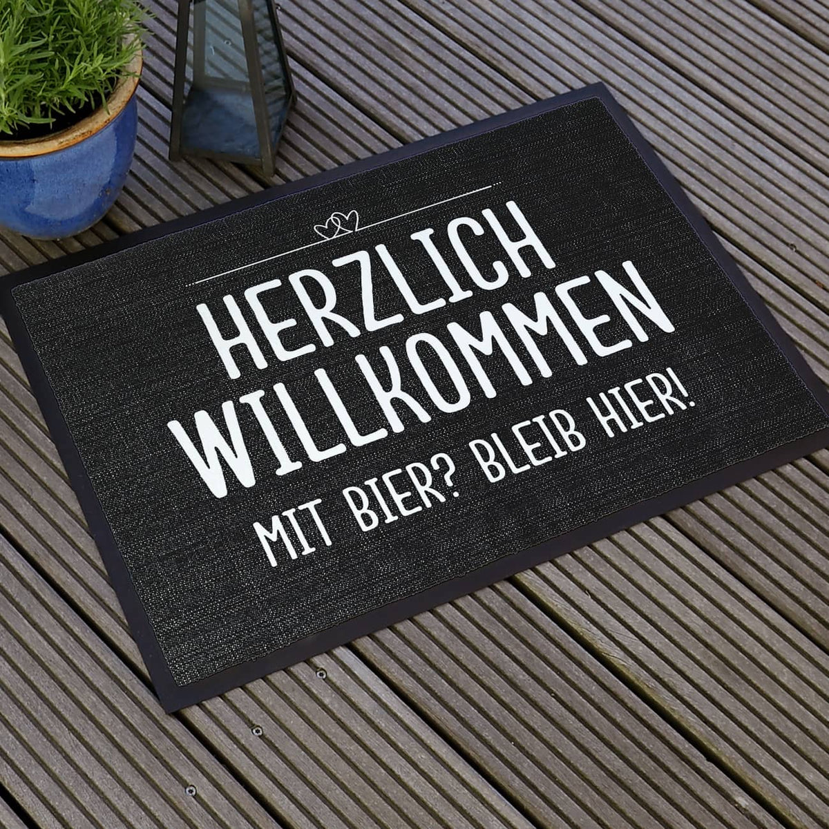 Herzlich Willkommen Bier dabei? - Fussmatte mit Ihrem Spruch