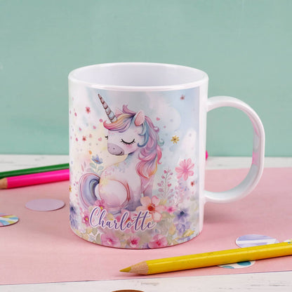 Mit Blumen, Einhorn & Name personalisiert