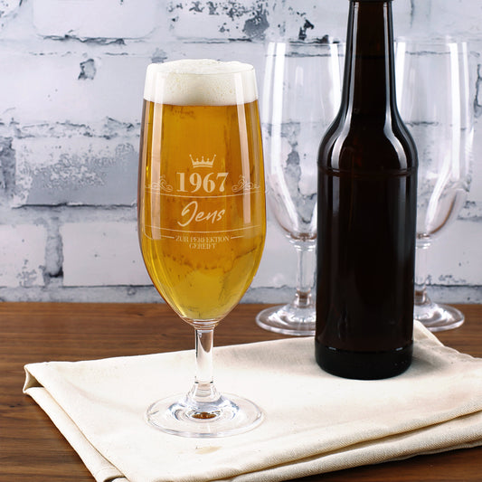 Leonardo Pilsglas mit Name Jens, Geburtsjahr 1967 und Gravur Zur Perfektion gereift