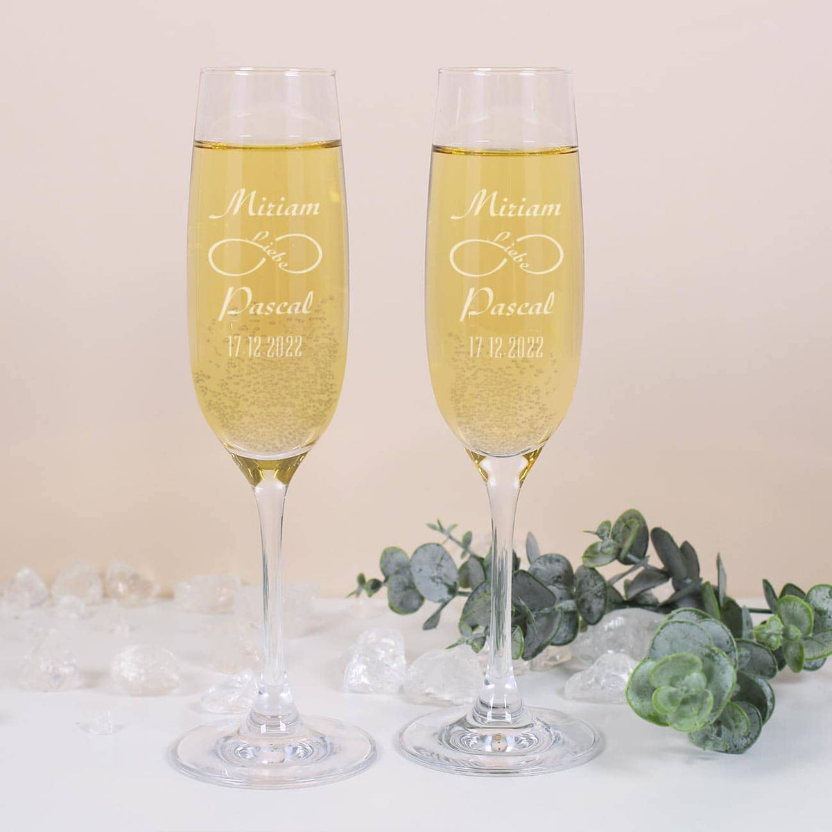 Sektgläser zur Hochzeit unendliche Liebe