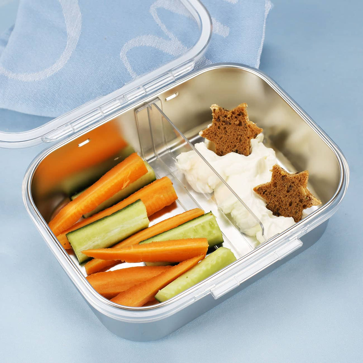 Innenansicht Pferdebrotdose mit Frühstück