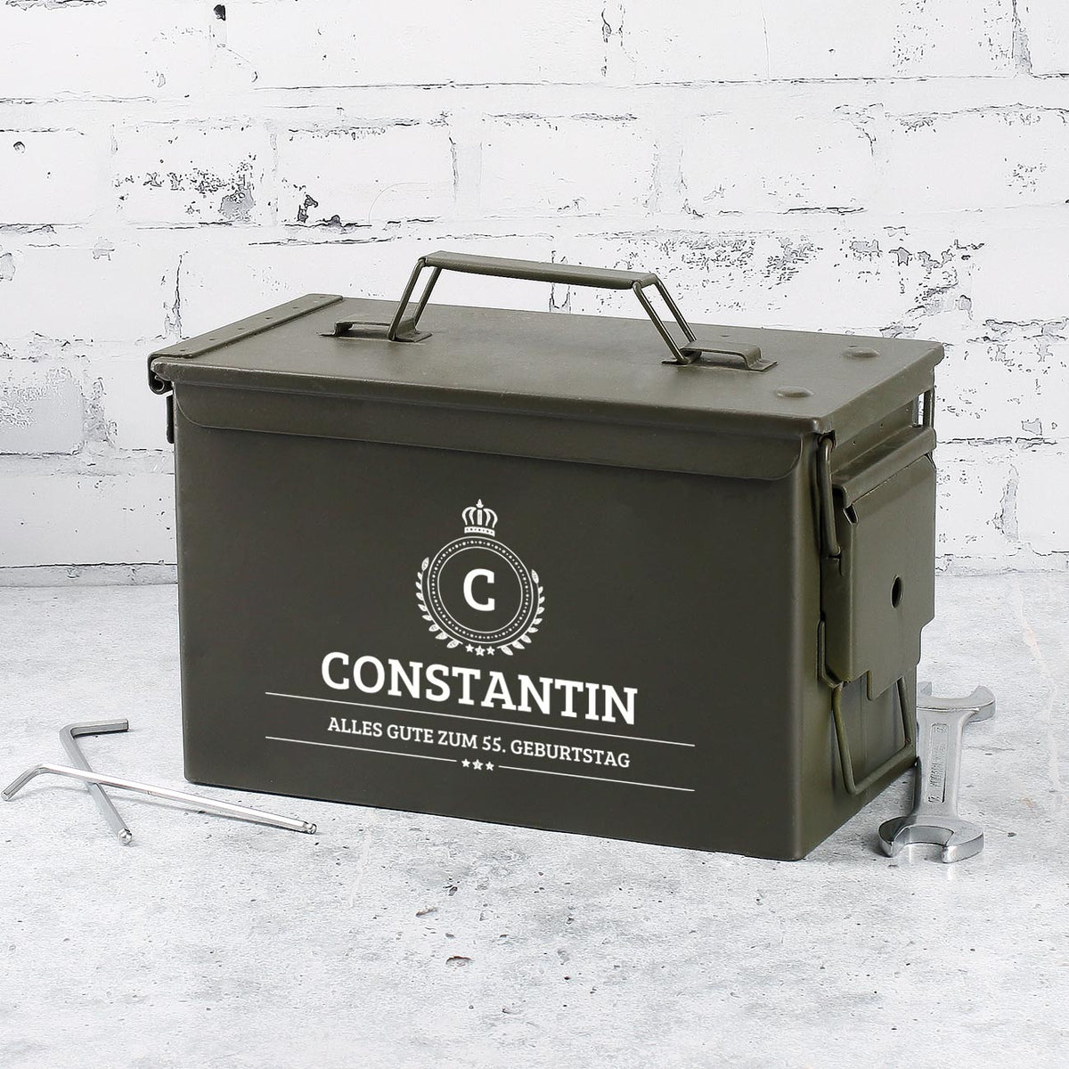Munitionskiste mit Monogramm, Name und Wunschtext