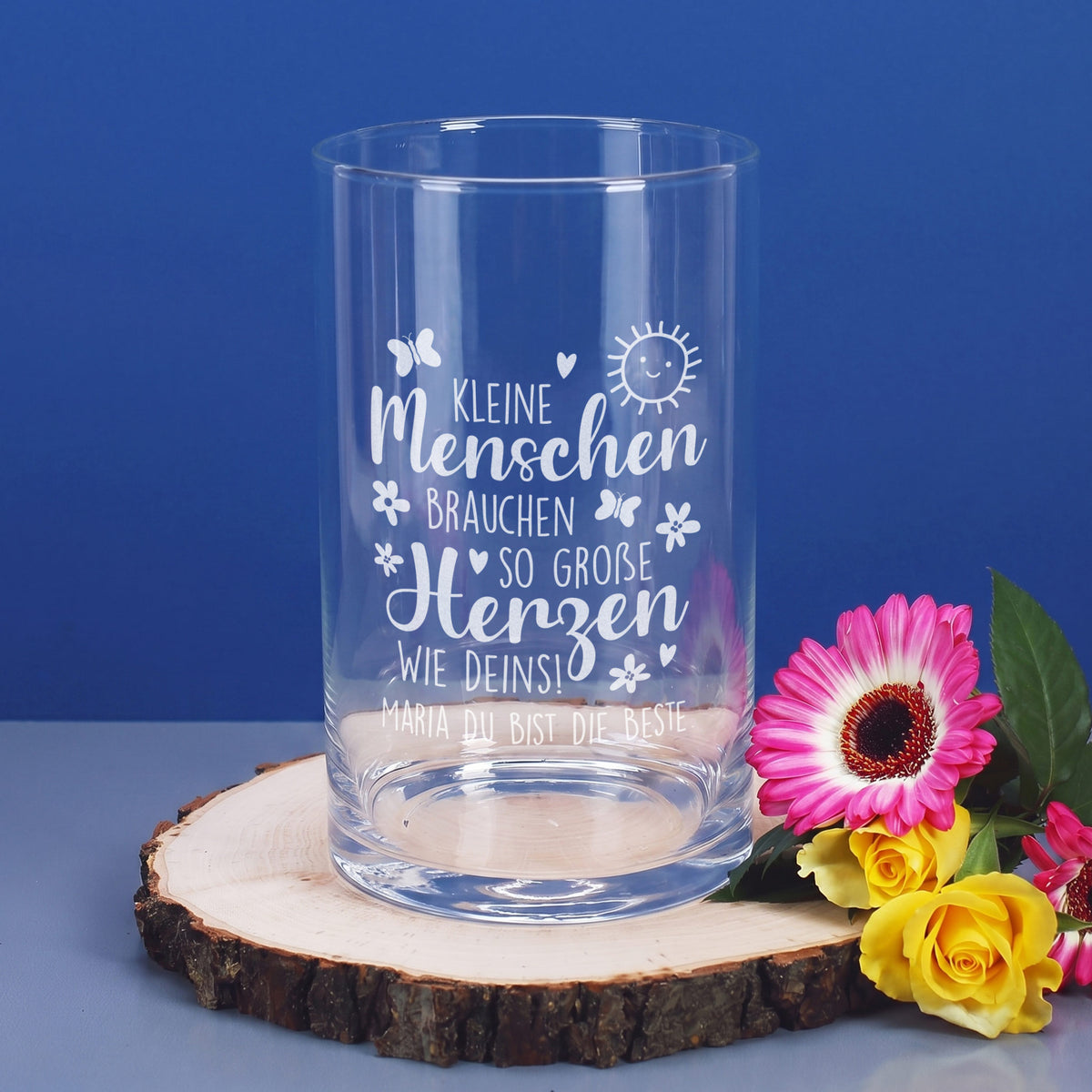 Transparente Glasvase mit Gravur Kleine Menschen brauchen große Herzen und personalisiertem Wunschtext
