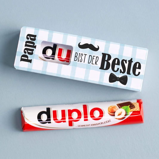 duplo Schokoriegel mit personalisierter Banderole dekorativ fotografiert