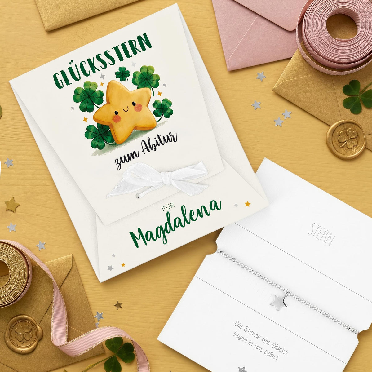 Personalisierter Glücksstern zum Abitur mit Name Magdalena, Sternarmband und weißer Geschenkverpackung
