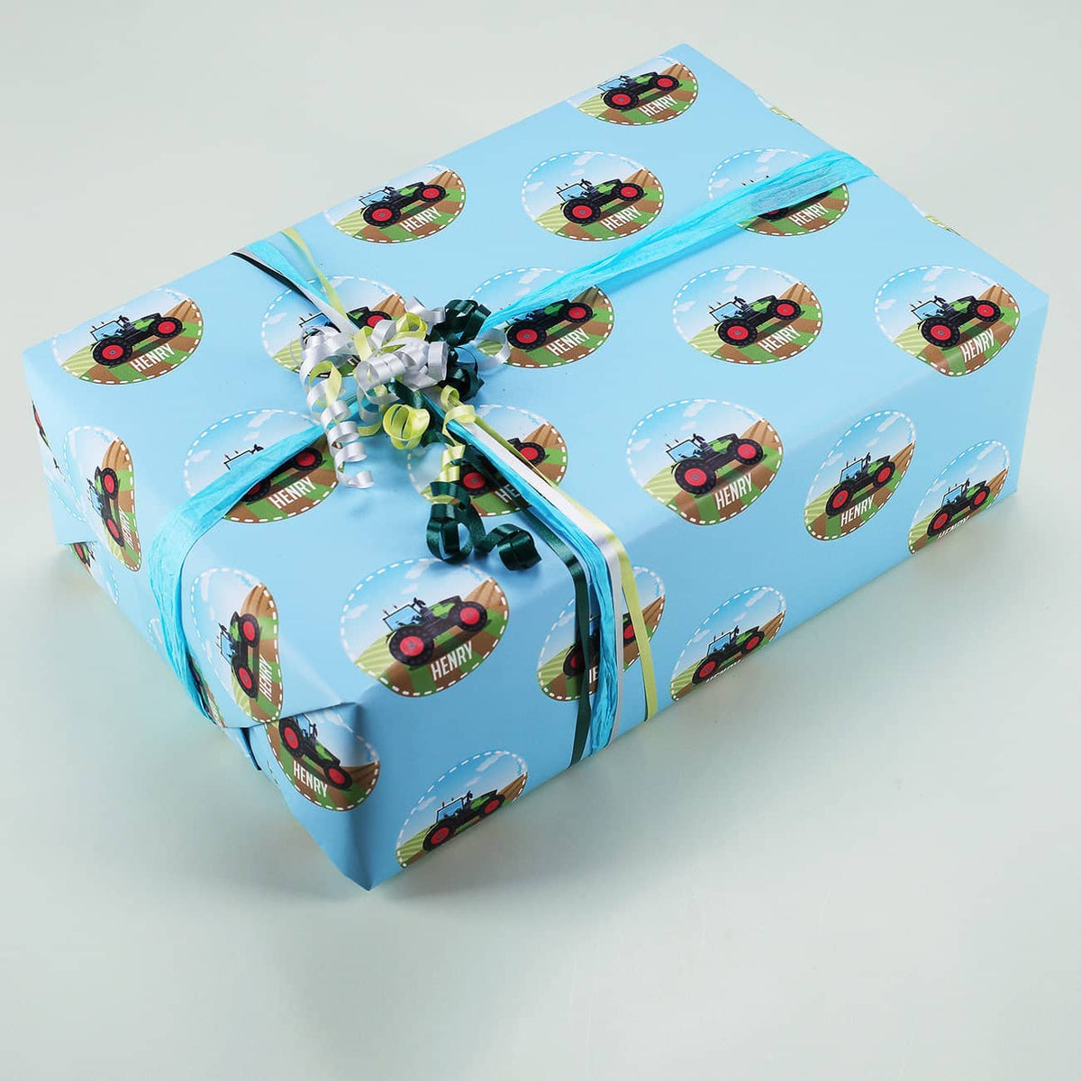 Geschenkpapier für kleine Landwirte mit Name