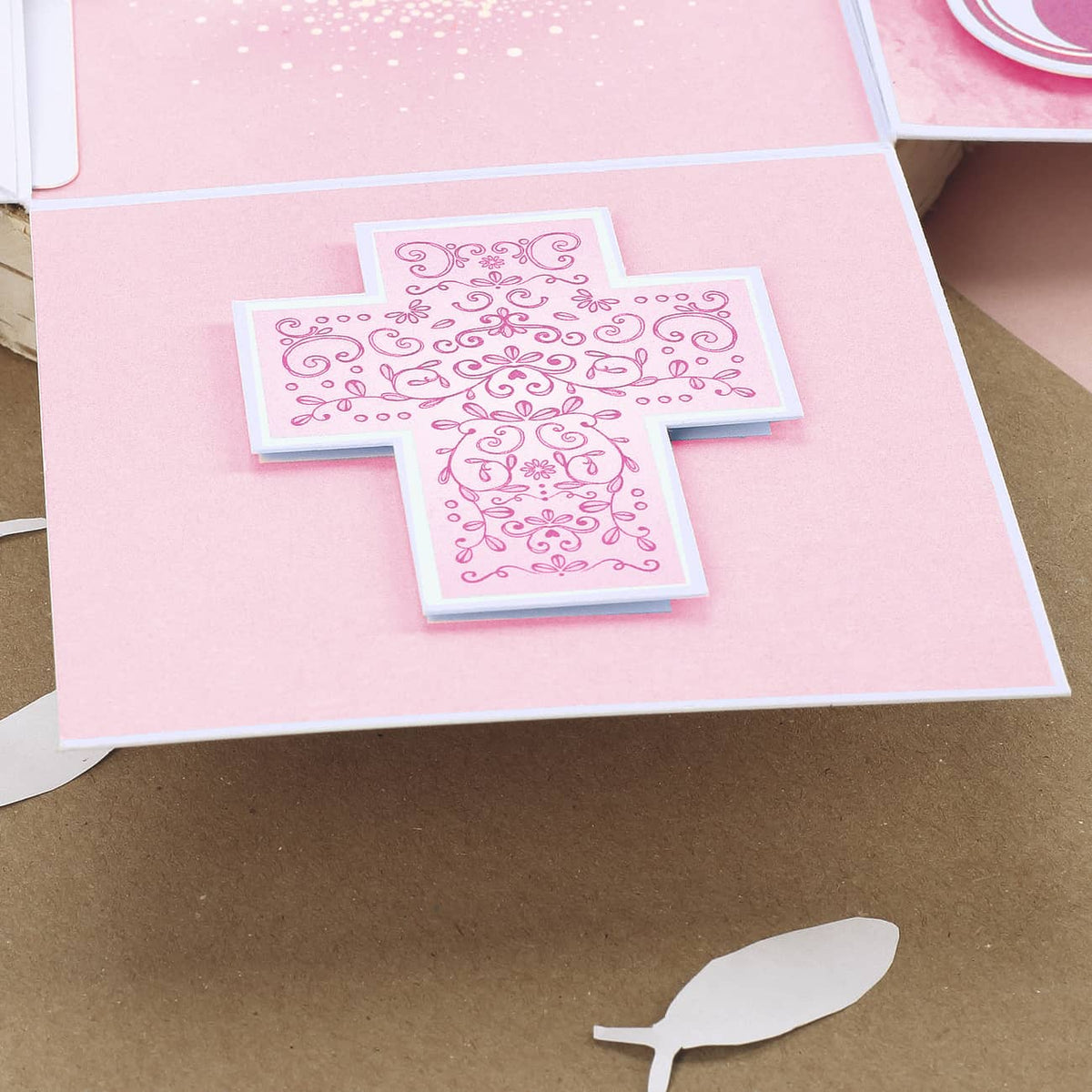 Überraschungsbox zur Kommunion mit 3-D Motiven