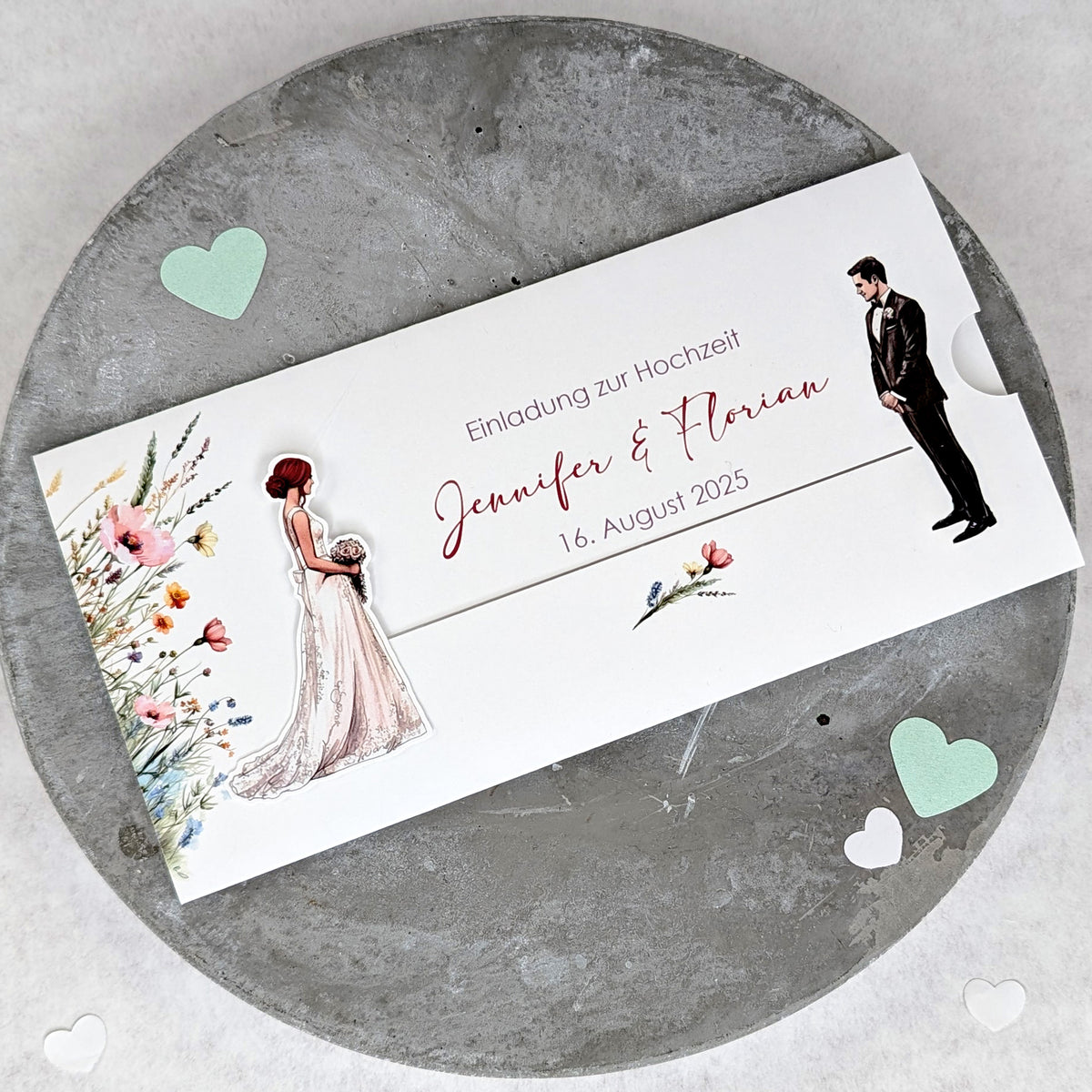 Hochzeitseinladung - Ziehkarte mit Brautpaar und Wiesenblumen (Motiv 5)