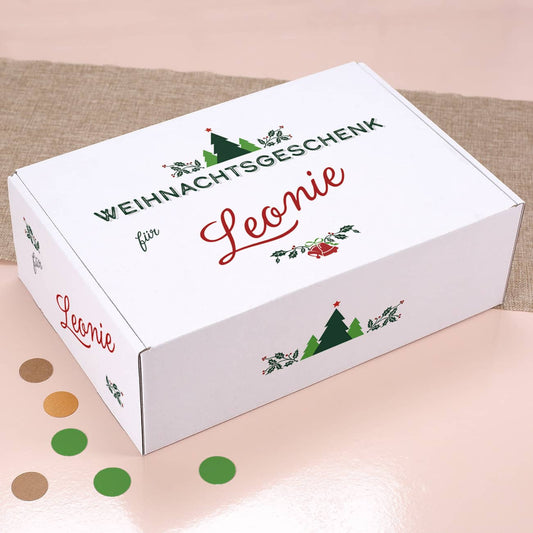 Weihnachtsgeschenk - Verpackung mit Name und Ornament