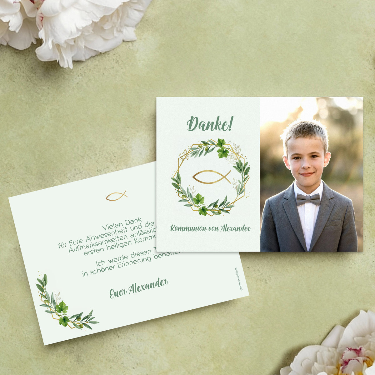 Danksagungskarte Kommunion personalisiert mit Name und Ichthys Fischsymbol, grün-goldenes Motiv auf A6 Postkarte
