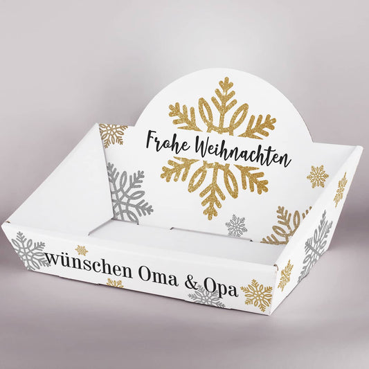 Weihnachtlicher Geschenkkorb mit personalisierter Aufschrift