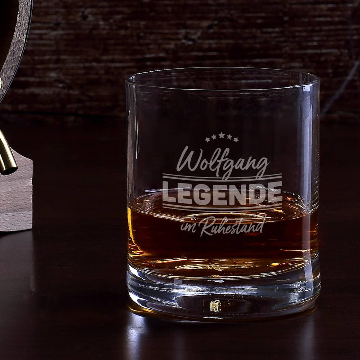 Legende im Ruhestand - graviertes Whiskyglas zum Rentenbeginn