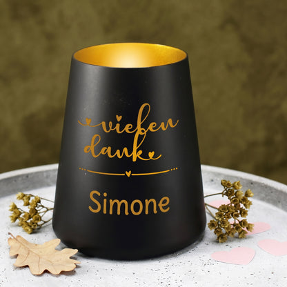 Personalisiertes schwarzes Windlicht mit Name Simone, vielen Dank Gravur und kleinen Herzdetails