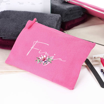 Persönliches Beautycase mit Name & Magnolie bedruckt