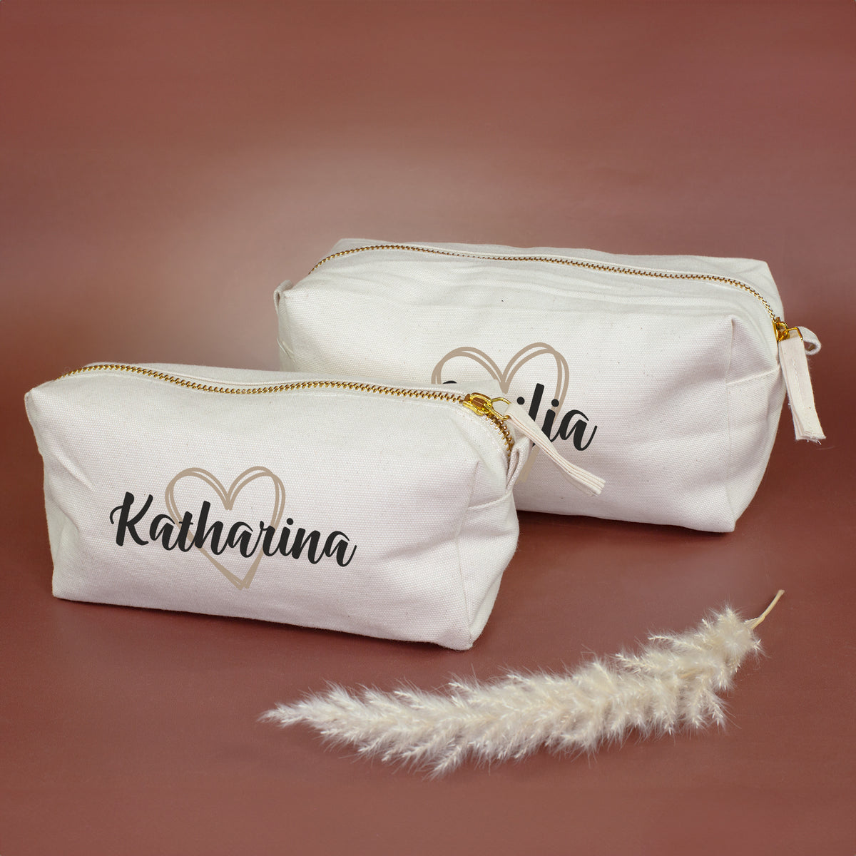 Personalisierte Taschen in zwei Größen mit Herzmotiv und Name Katharina