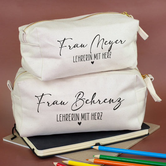 Schlampermäppchen und Beautycase personalisiert mit Name und Wunschtext als Geschenk für Lehrerinnen