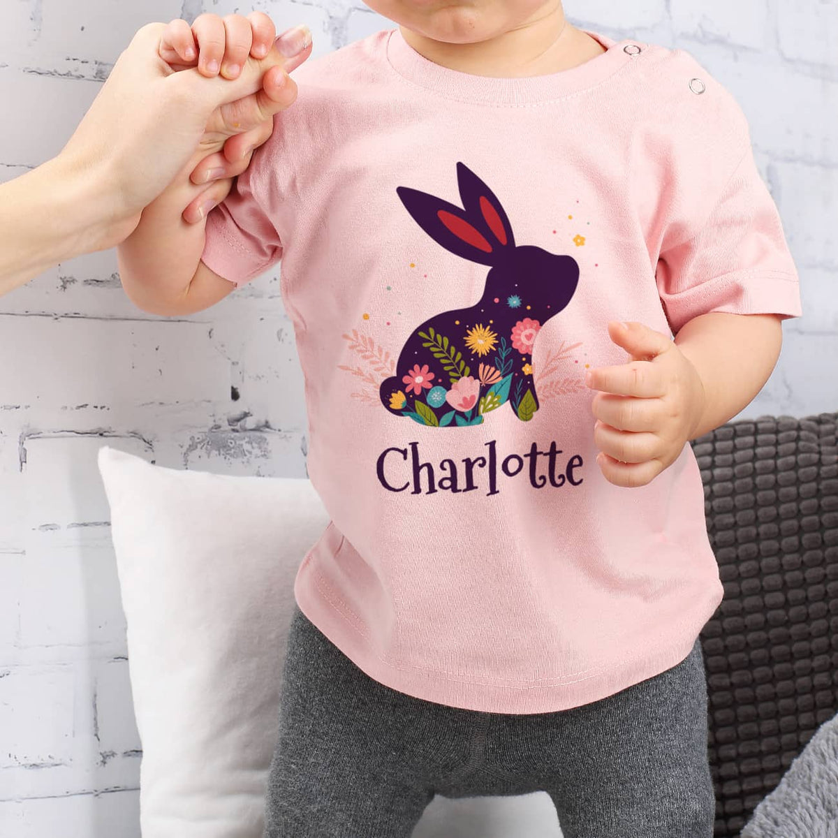 Babyshirt mit Name und Osterhase